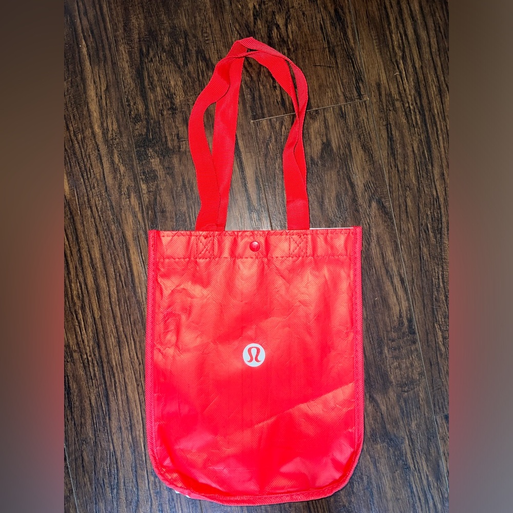 lululemon bag